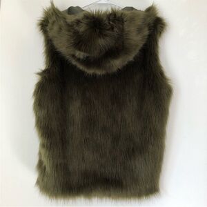 NWT Luxury Faux Fur 2 in 1 coat